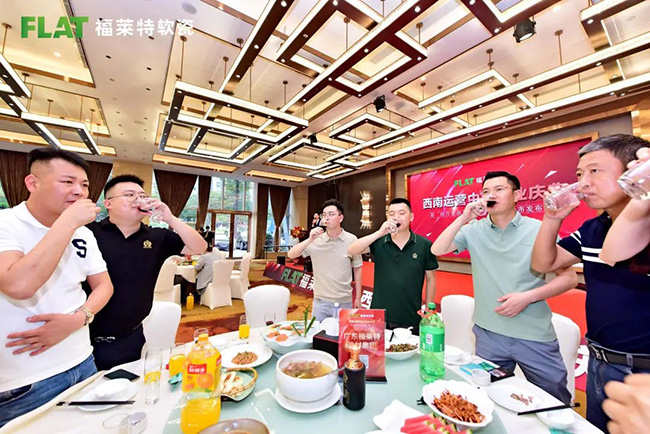 pp���ӡ�ģ����(������Ϸ)�ٷ���վ